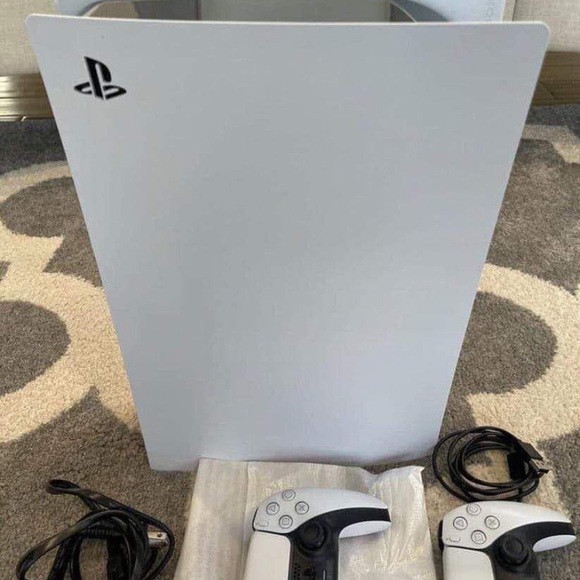 Ps5 - Picture 3 of 3